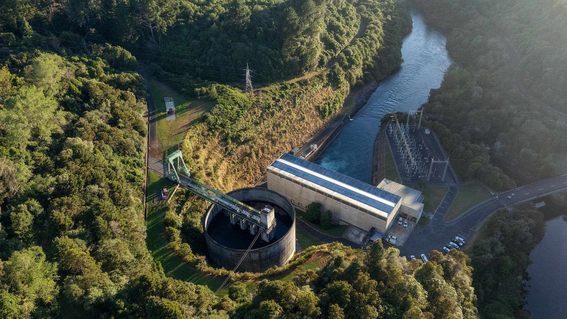 Arial photo of Aratiatia station.